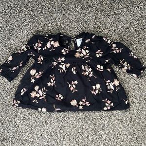 Old Navy black top with flowers size 12-18 months